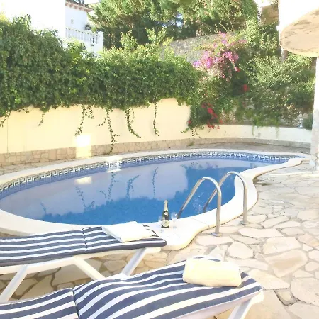 Villa Sant Eloi Sleeps 12 *