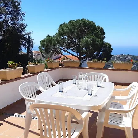Villa Sant Eloi Sleeps 12 Lloret de Mar
